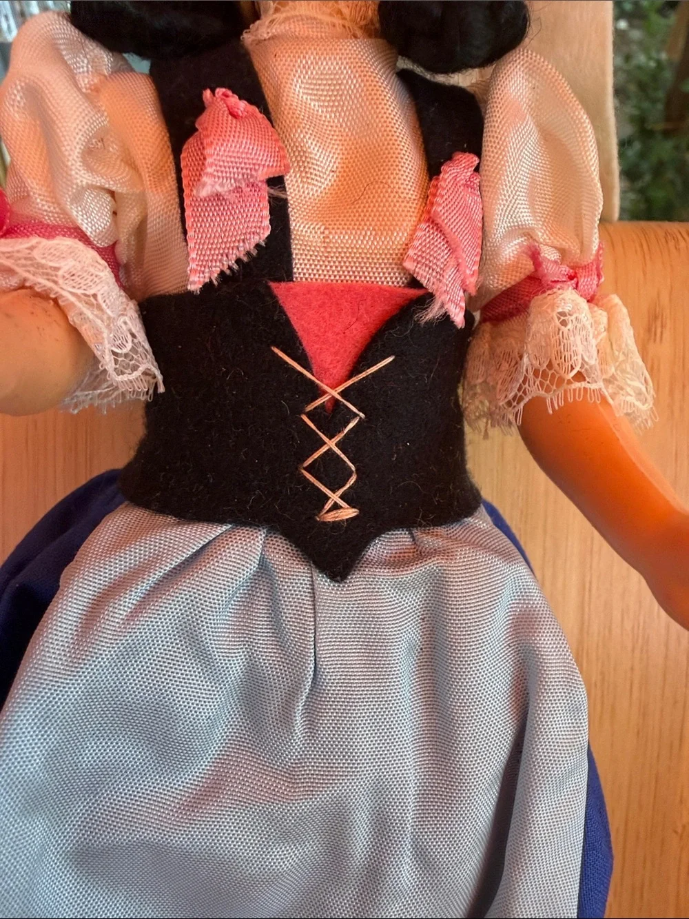 Eros Florene Naples Traditional Blue & Pink Souvenir Doll